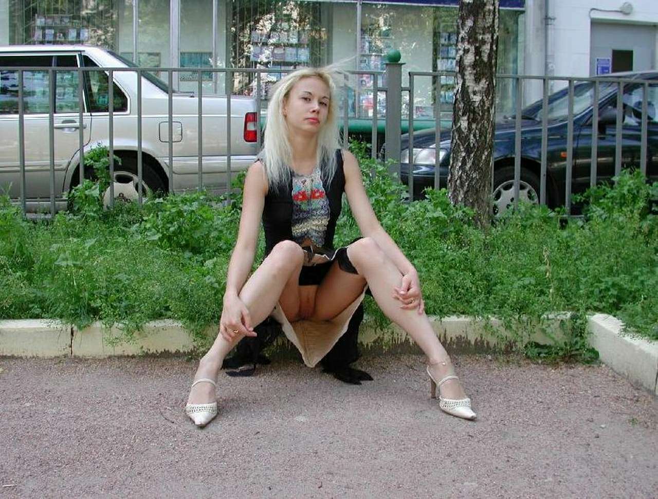 Русское Порно Без Трусов На Улице