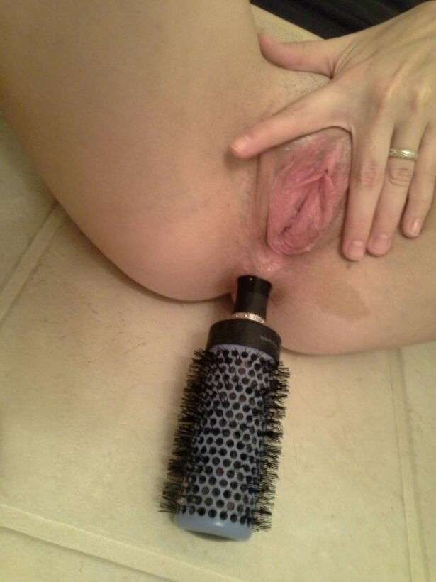Teen whore slut anal with hairbrush