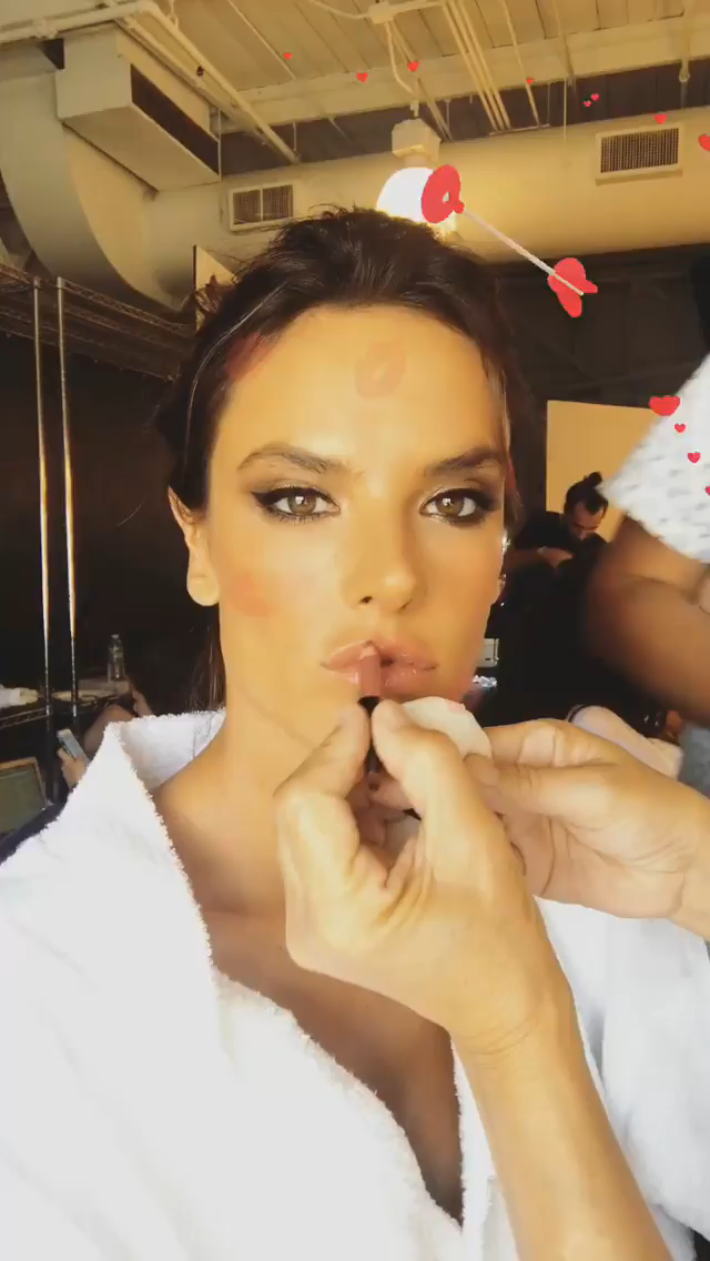 Alessandra Ambrosio -- Mix of Social Network 063.png