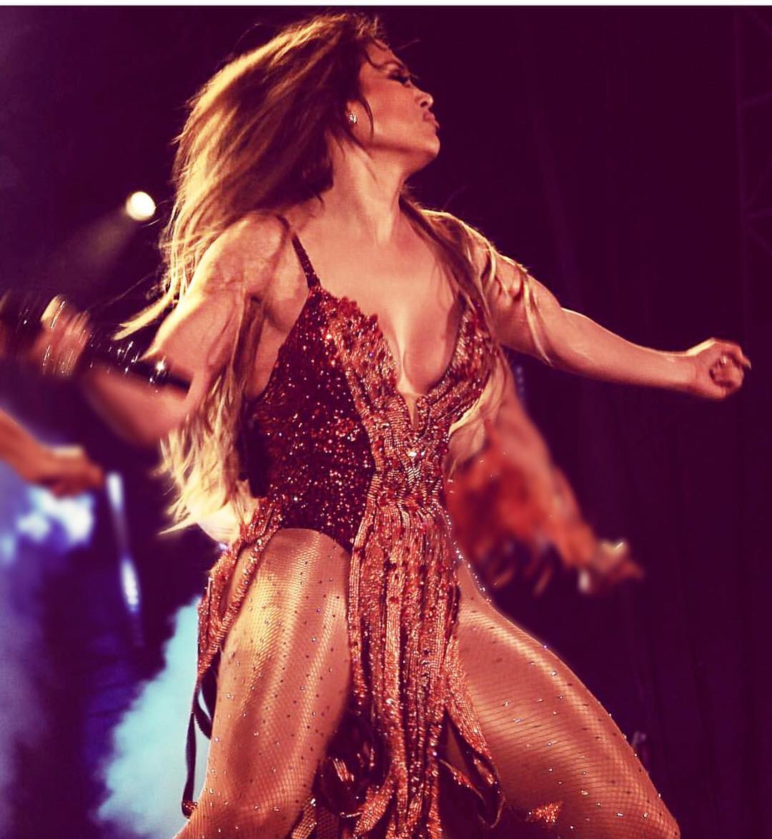 Jennifer Lopez -- MOSN 0909017 To 040118 012.jpg