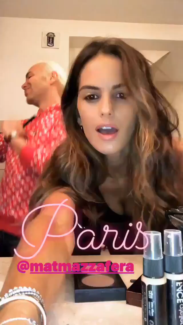 Izabel Goulart -- MOSN 141217 To 160218 038.png