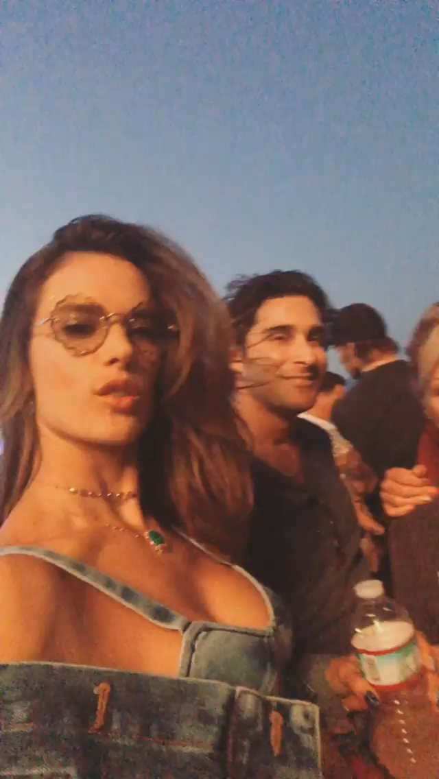 Alessandra Ambrosio -- MOSN 170318 To 010618 066.png