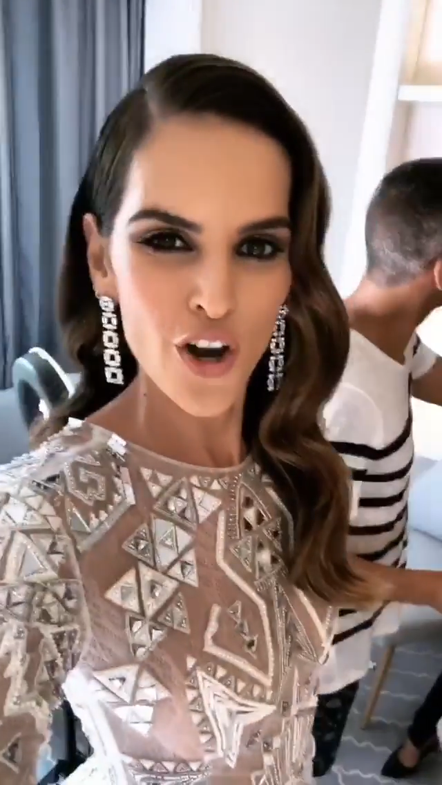 Izabel Goulart -- MOSN 080518 To 100718 039.png