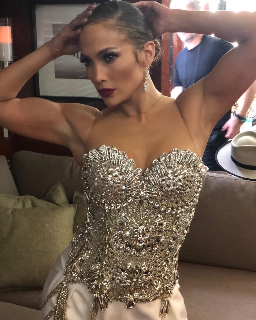 Jennifer Lopez -- MOSN 050118 To 110718 015.jpg