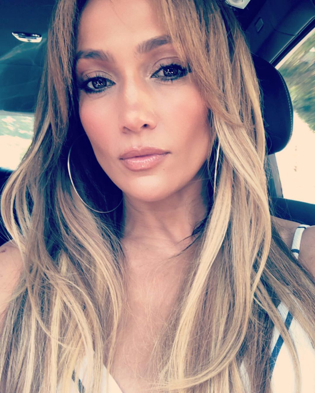 Jennifer Lopez -- MOSN 050118 To 110718 037.jpg