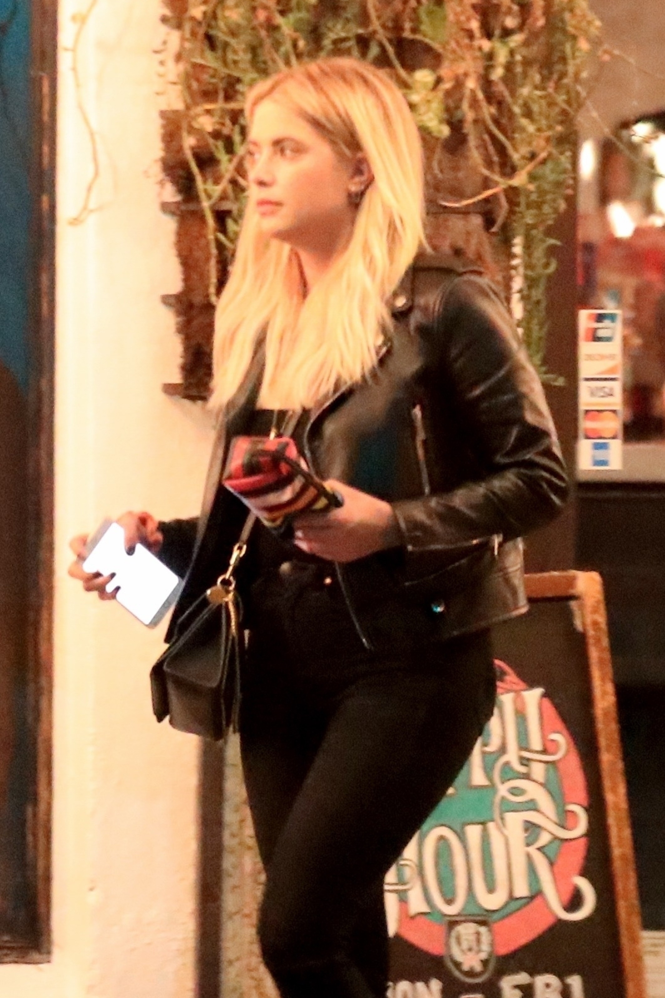ashley-benson-hanging-out-with-friends-in-west-hollywood-81018.jpg