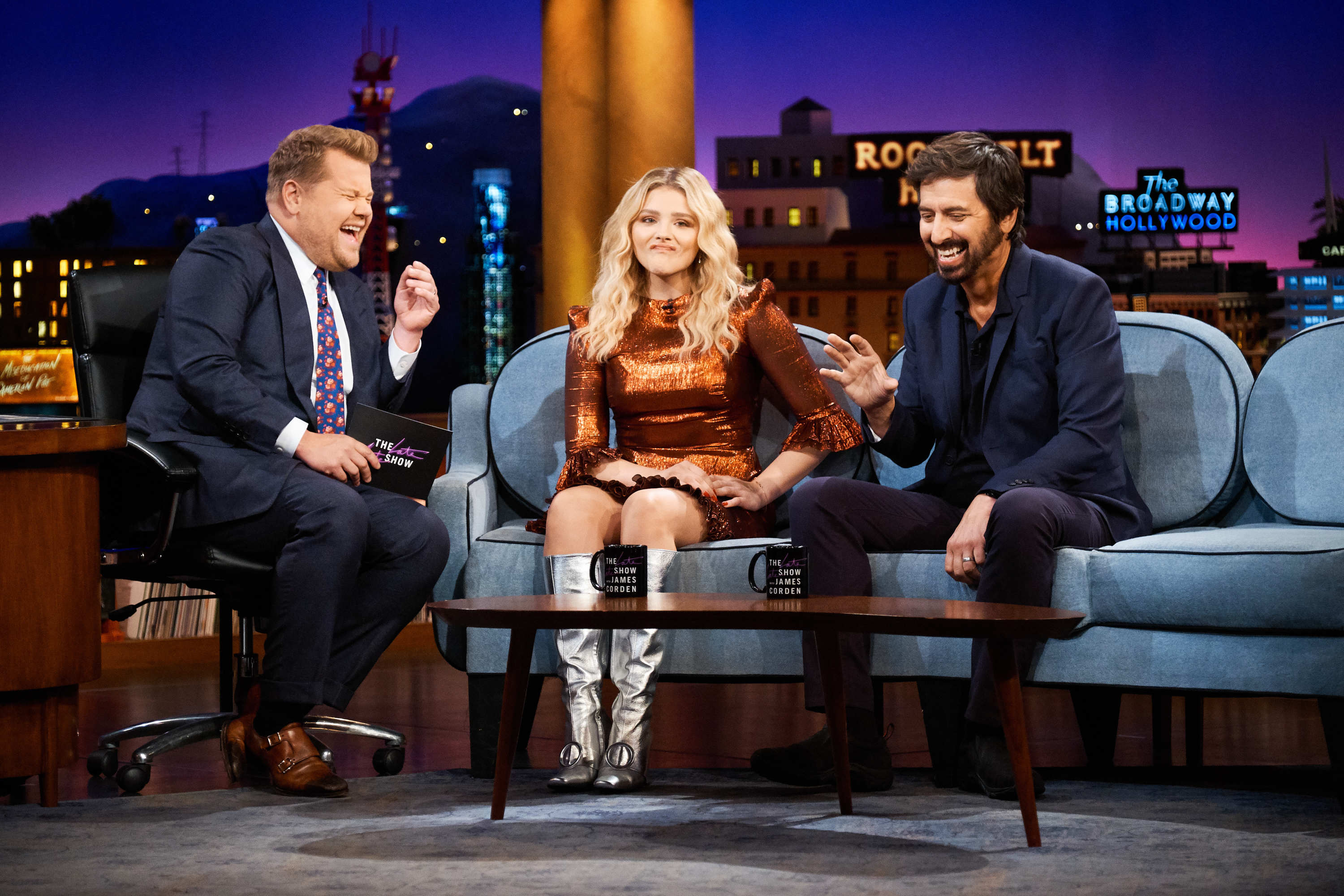 chloe-grace-moretz-the-late-late-show-with-james-corden-august-8th-2018-3.jpg