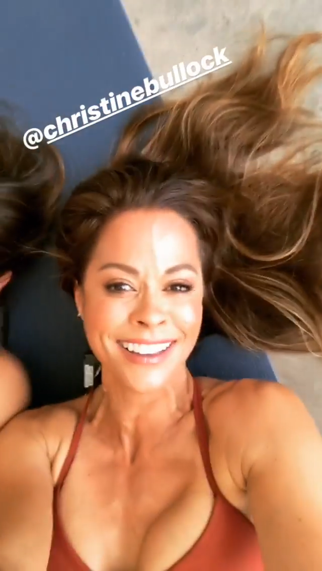Brooke Burke -- MOSN 240618 To 180918 064.png