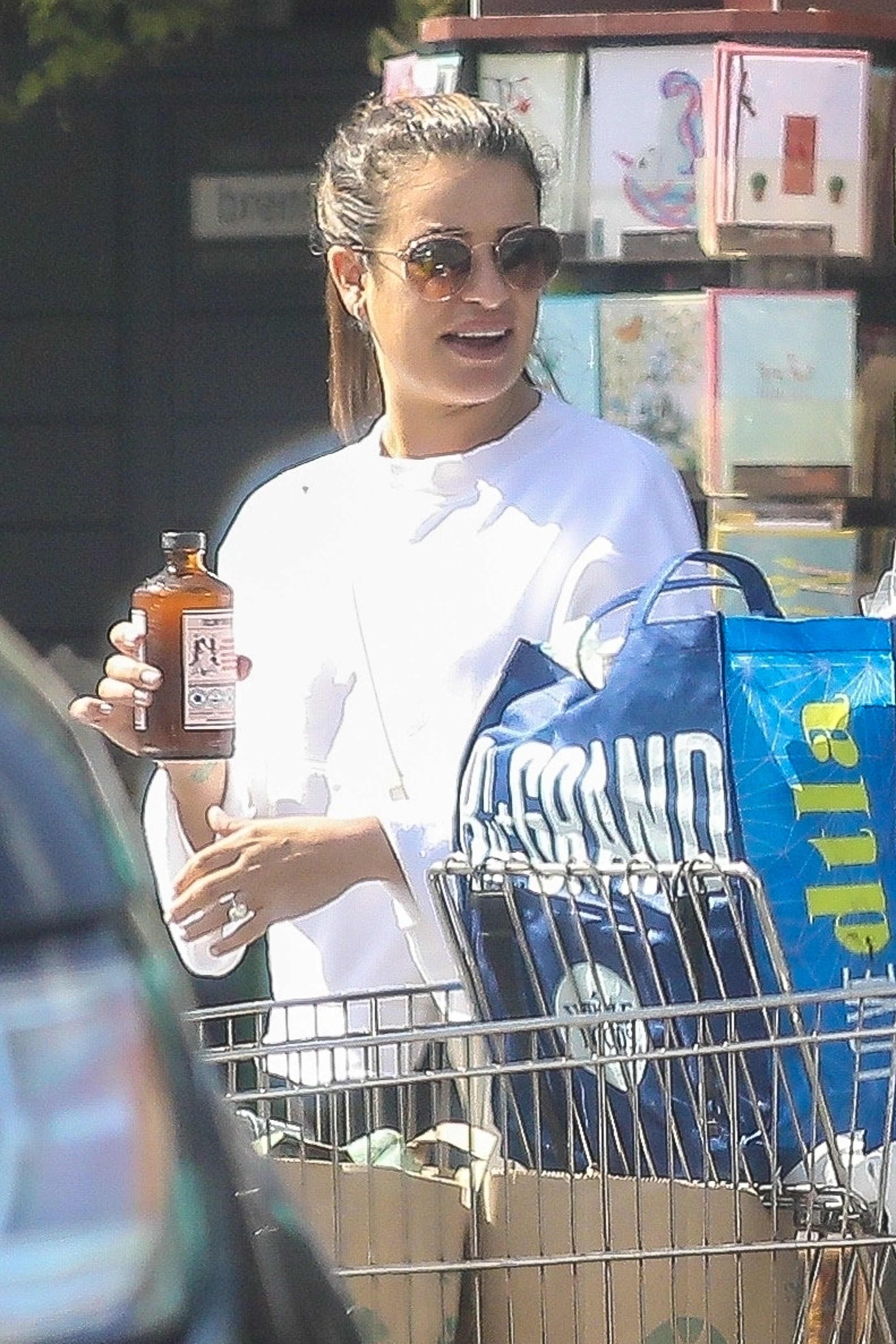 lea-michele-at-whole-foods-with-z-10072018.jpg