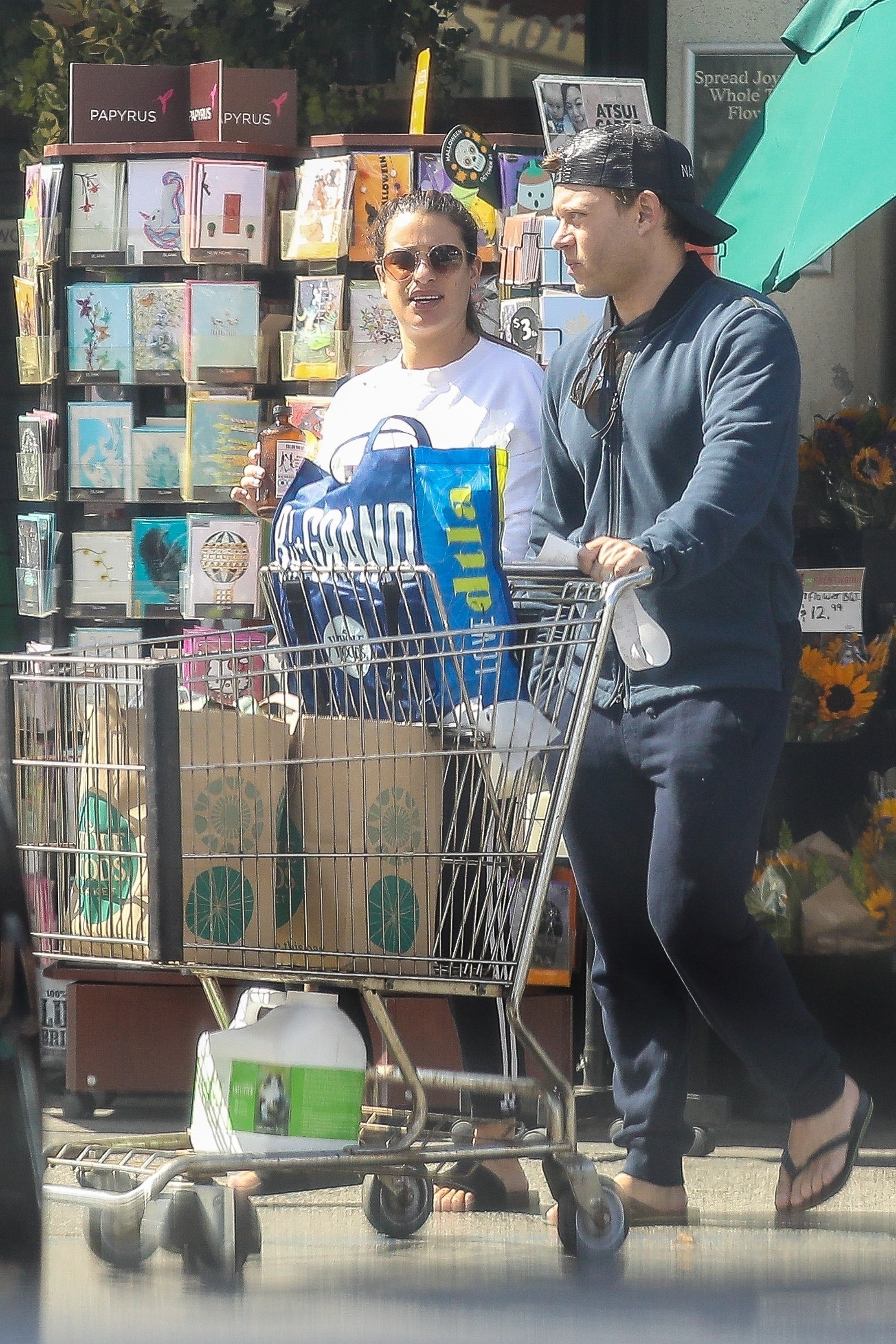 lea-michele-at-whole-foods-with-z-10072018-3.jpg