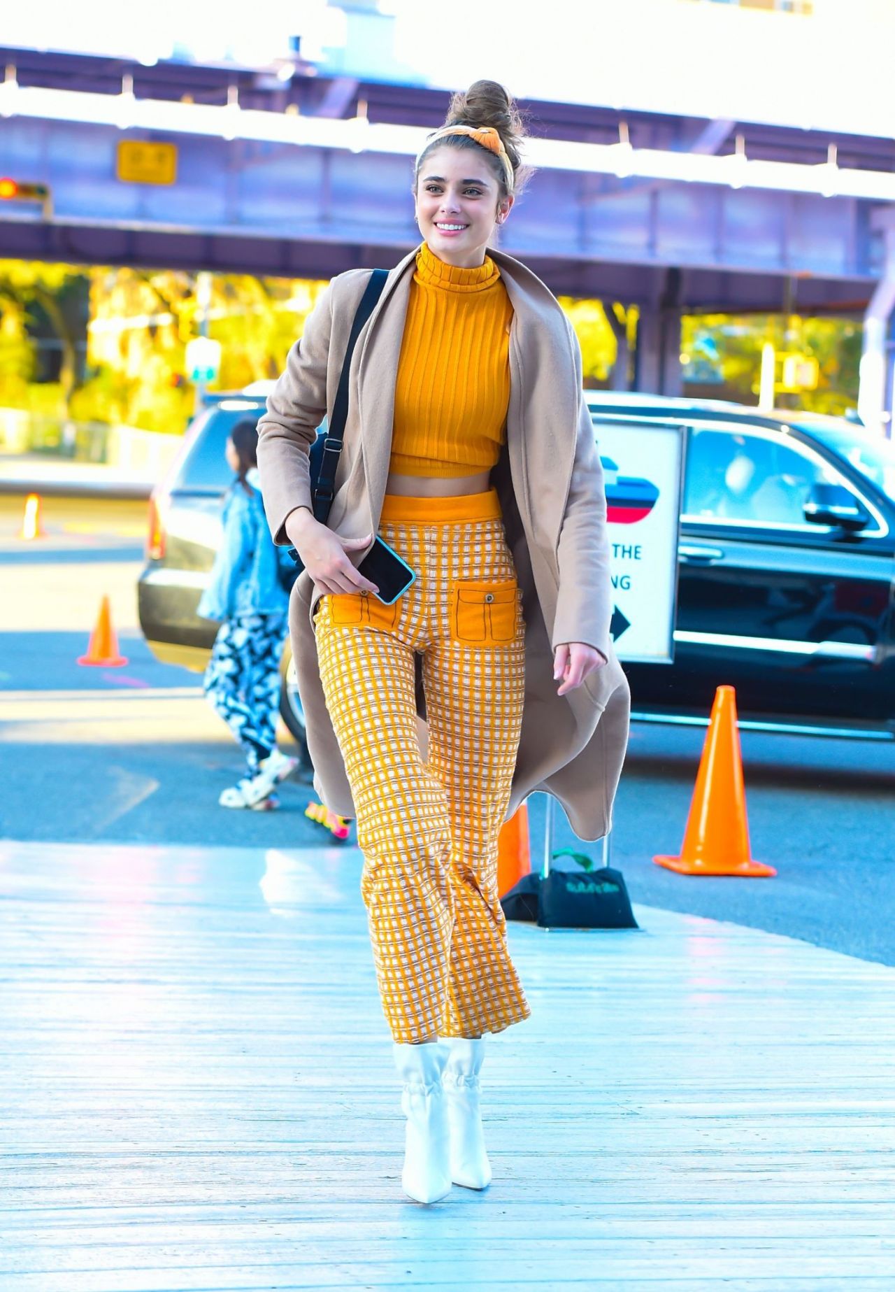 taylor-hill-is-stylish-out-in-new-york-city-10-24-2018-2.jpg