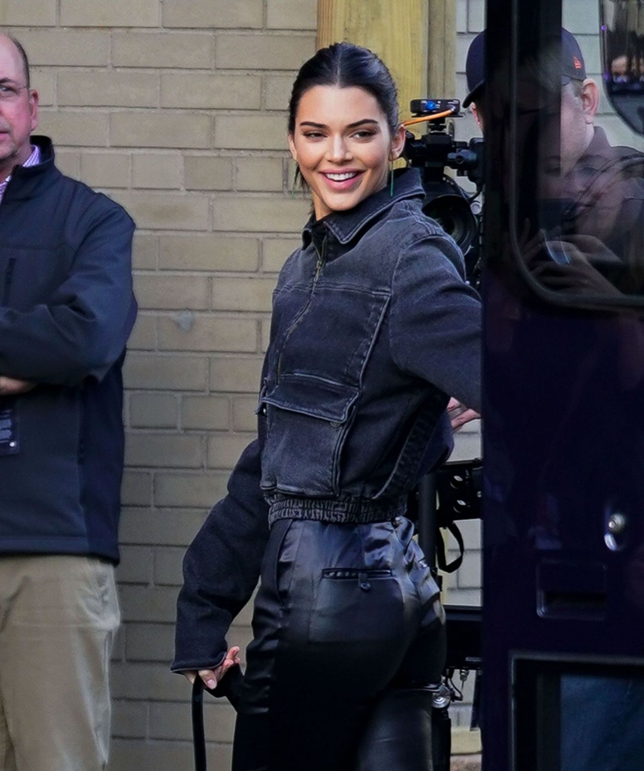 kendall-jenner-arriving-for-victoria-s-secret-fashion-show-rehearsals-in-nyc-11-07-2018-6.jpg