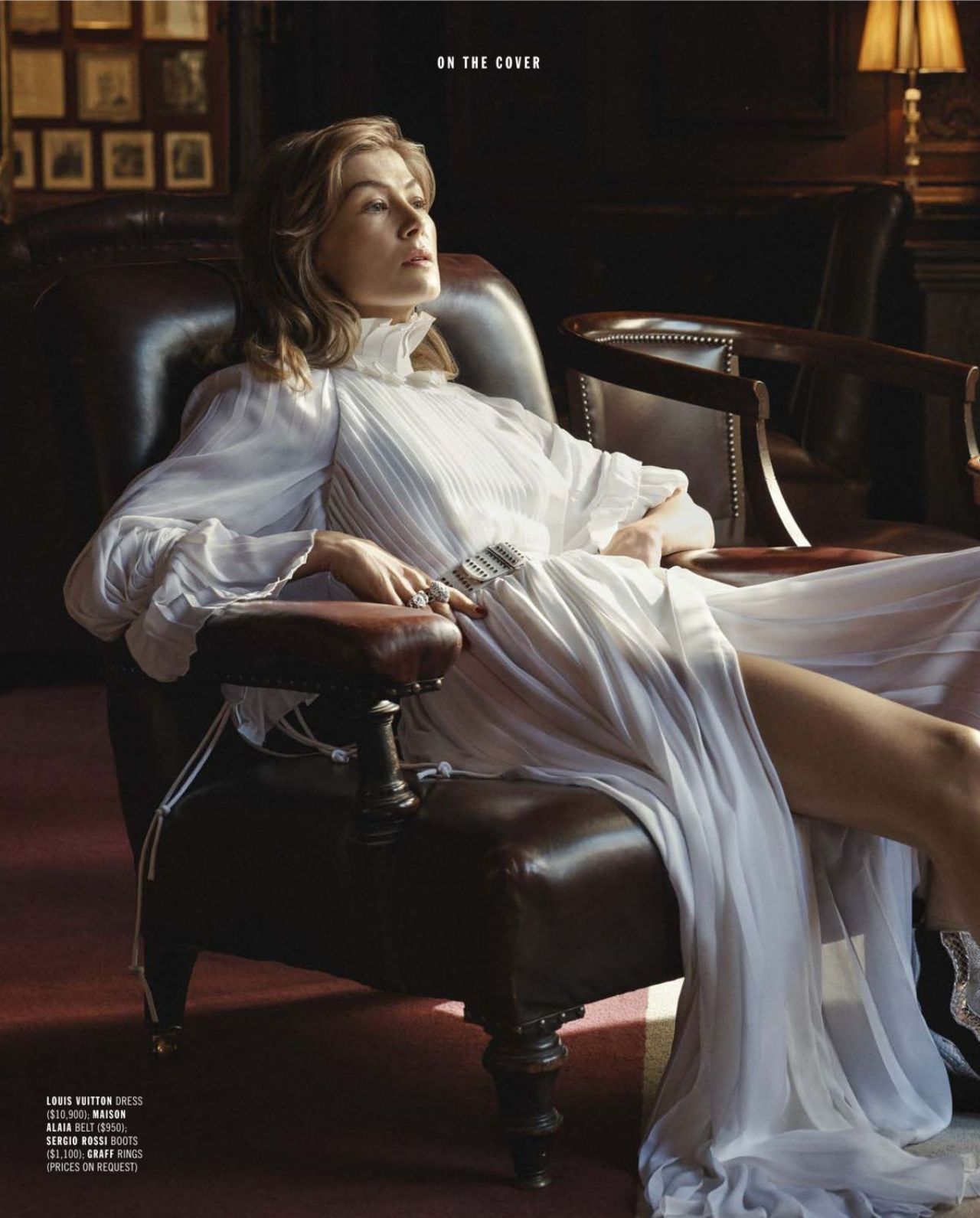 rosamund-pike-town-country-magazine-usa-2018-december-2019-january-issue-2.jpg