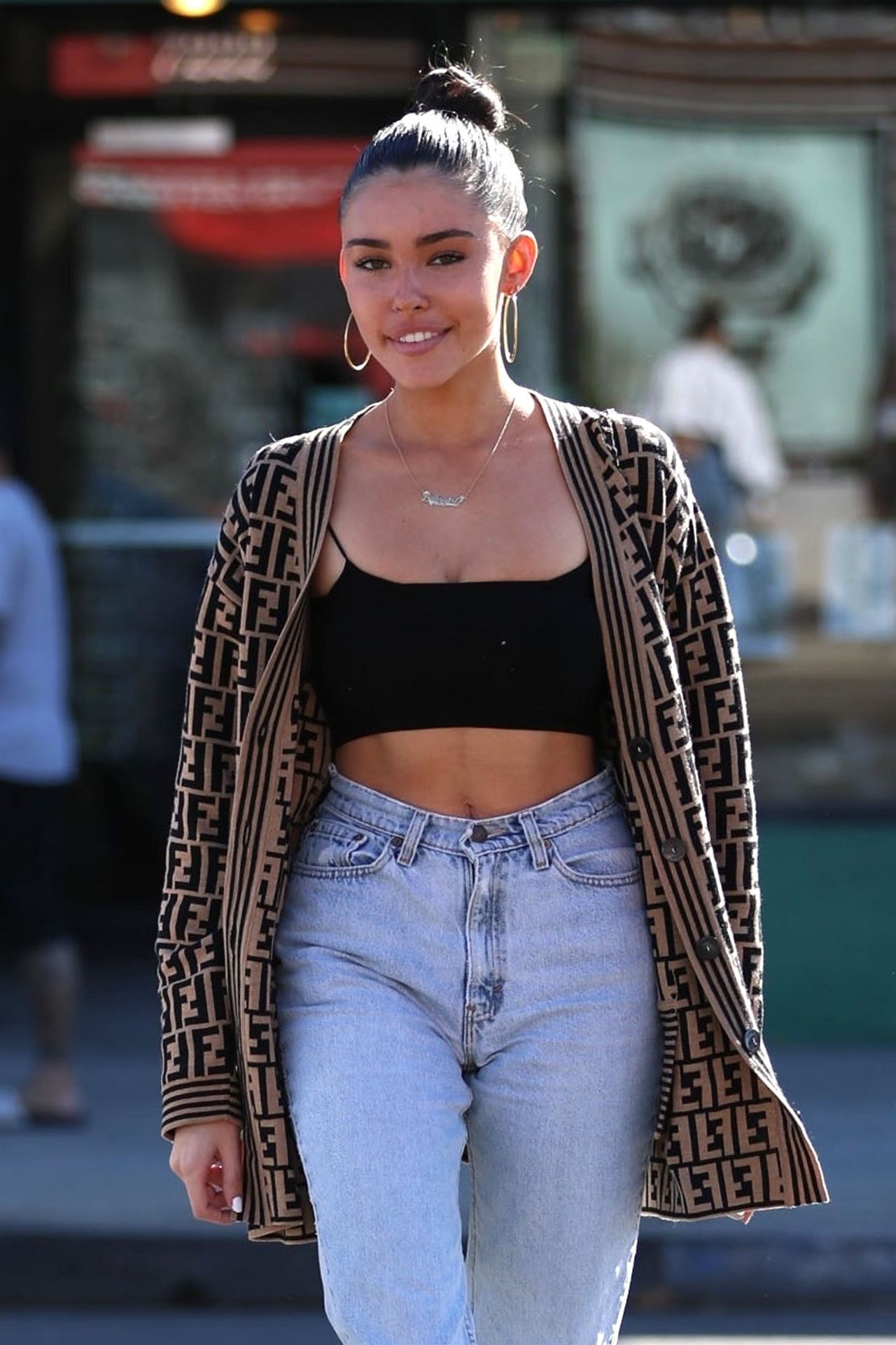 madison-beer-shopping-at-necromance-in-west-hollywood-11-14-2018-4.jpg