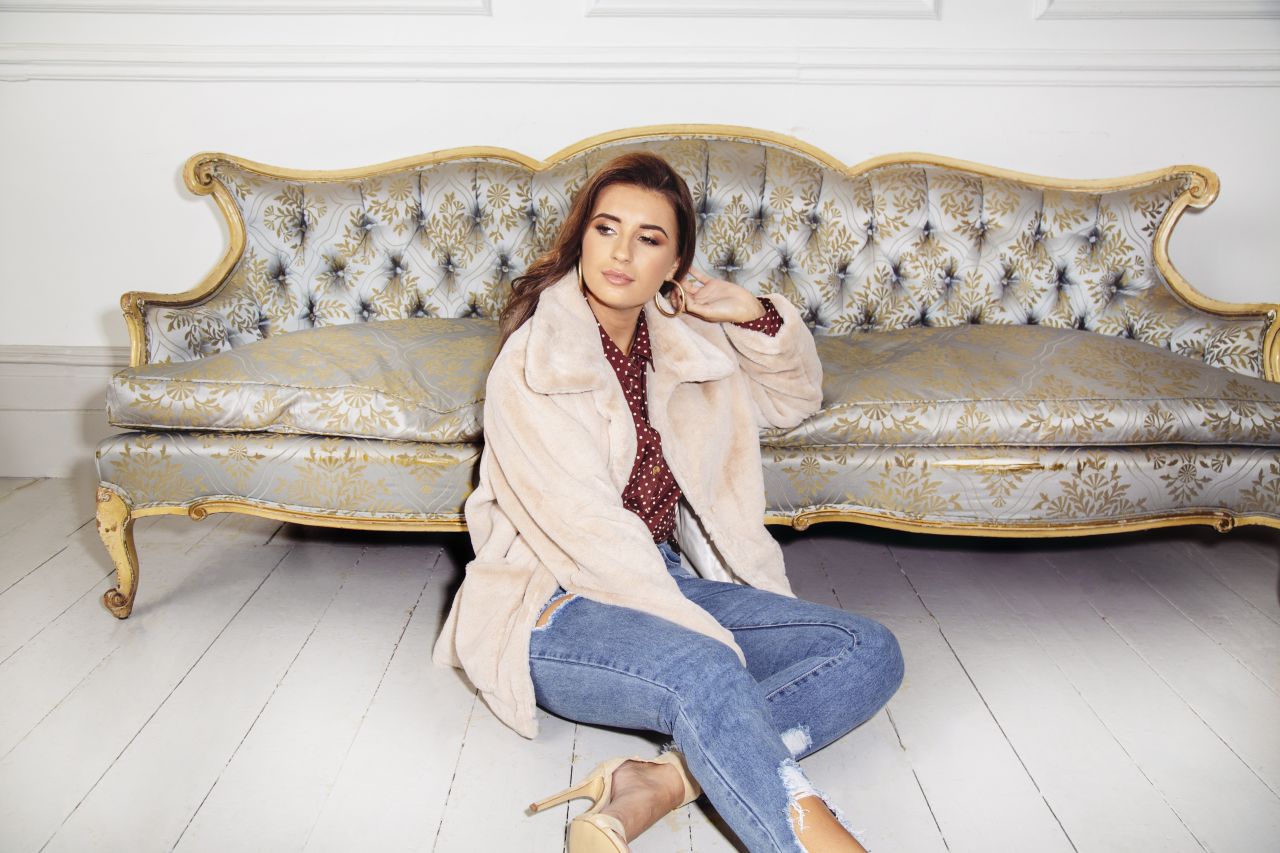 dani-dyer-launches-her-in-the-style-clothing-range-2018-16.jpg