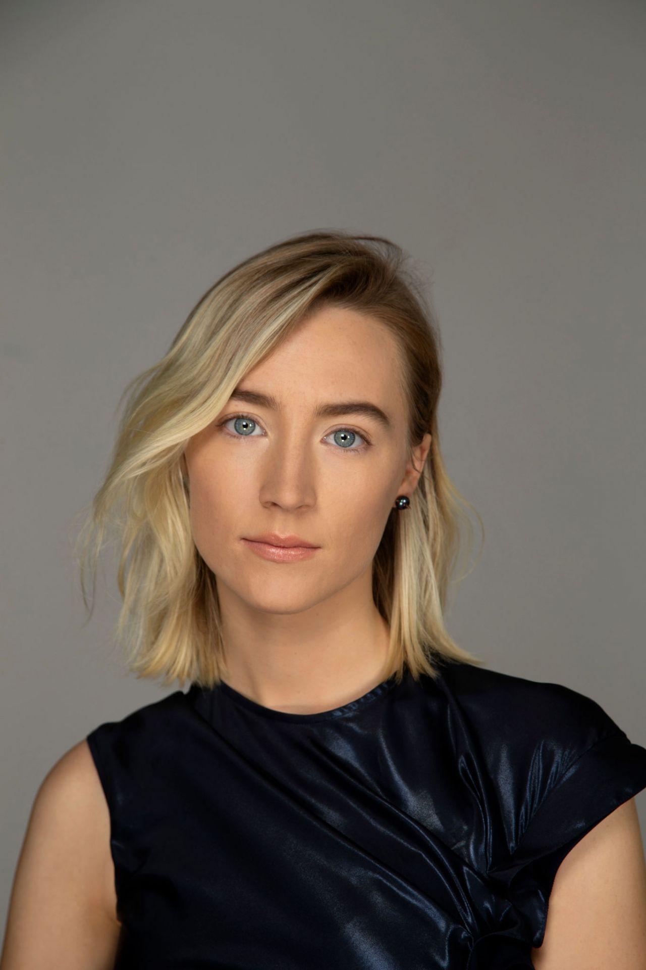 saoirse-ronan-photoshoot-for-la-times-actresses-roundtable-december-2018-2.jpg