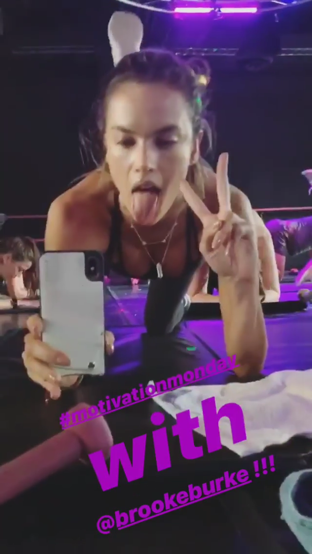 Alessandra Ambrosio -- MOSN 020618 To 210119 155.png