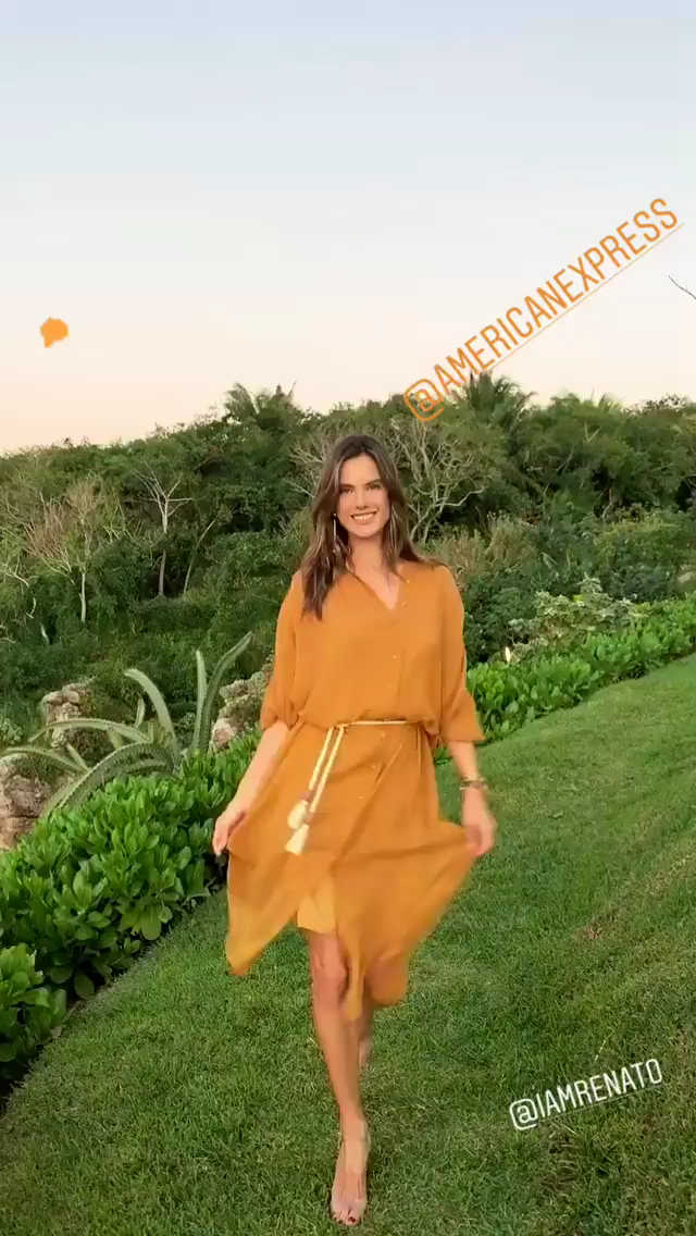 Alessandra Ambrosio -- MOSN 020618 To 210119 133.png