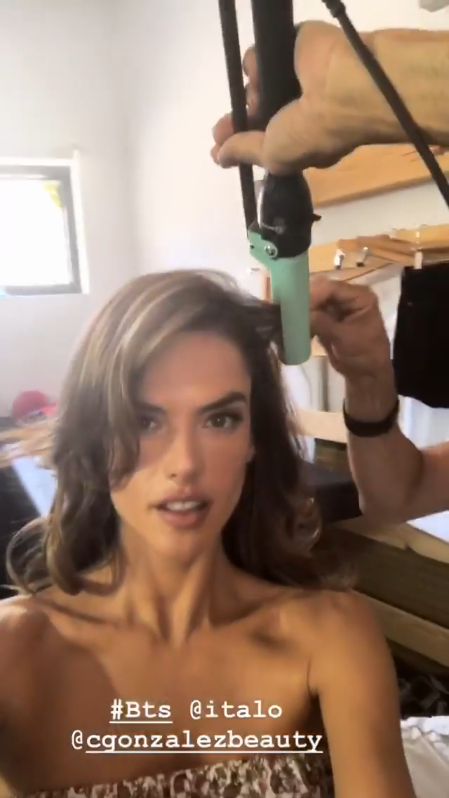 Alessandra Ambrosio -- MOSN 020618 To 210119 145.png