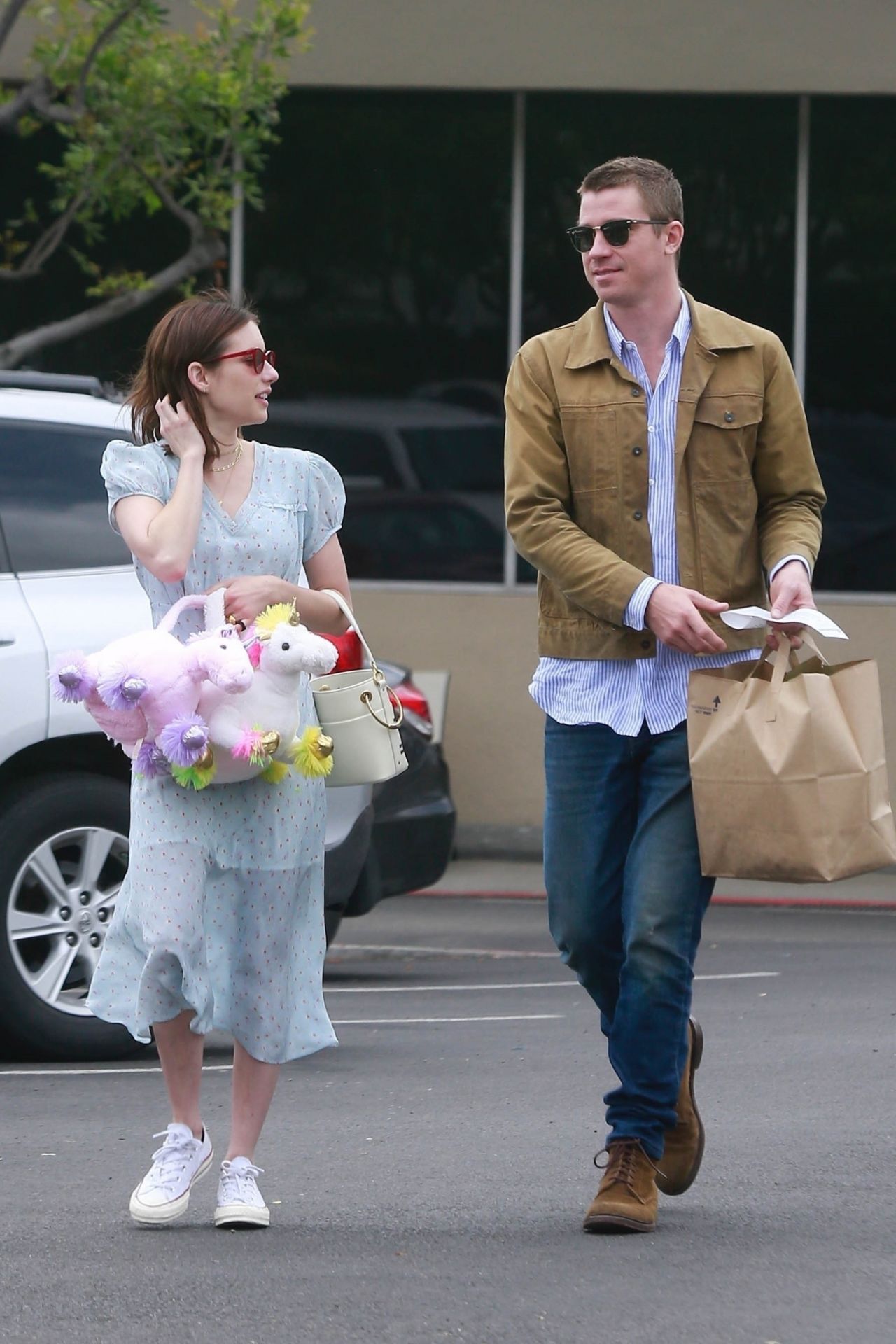 emma-roberts-shopping-on-easter-in-los-angeles-04-21-2019-7.jpg