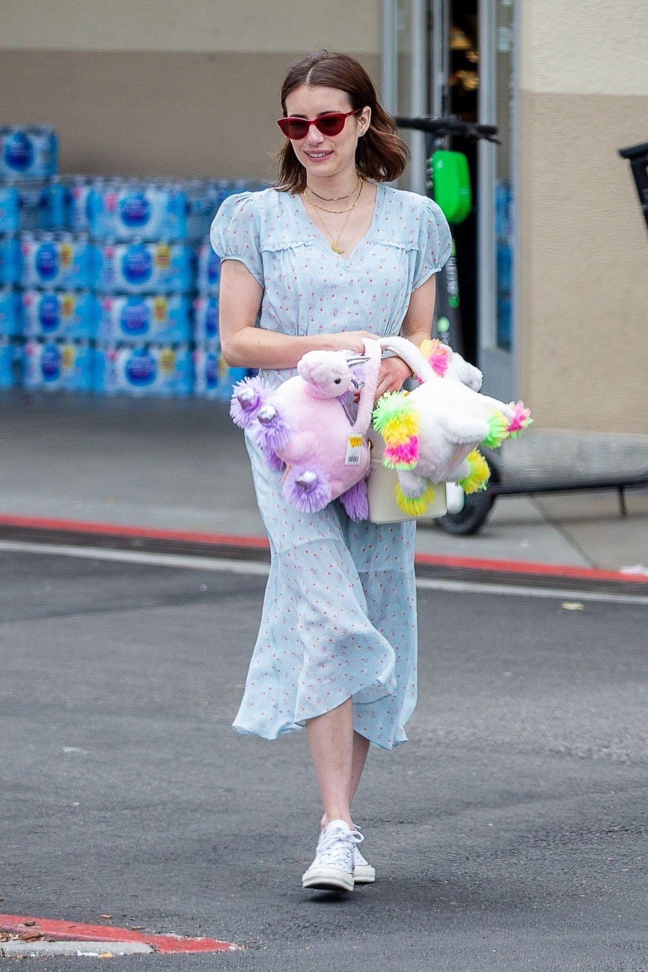 emma-roberts-shopping-on-easter-in-los-angeles-04-21-2019-0.jpg