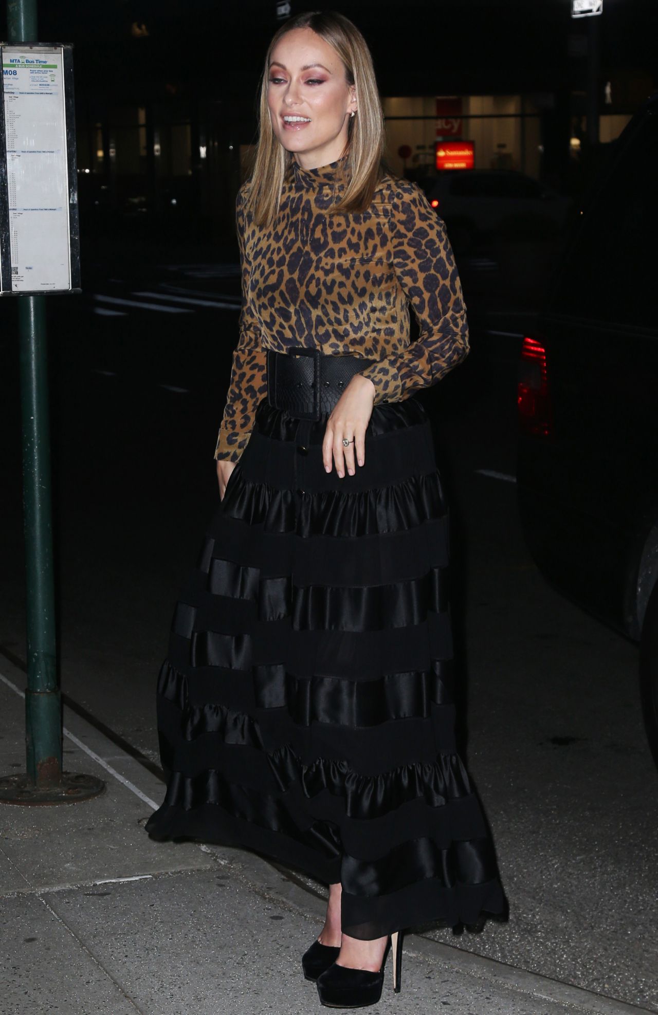 olivia-wilde-night-out-style-05-22-2019-3.jpg