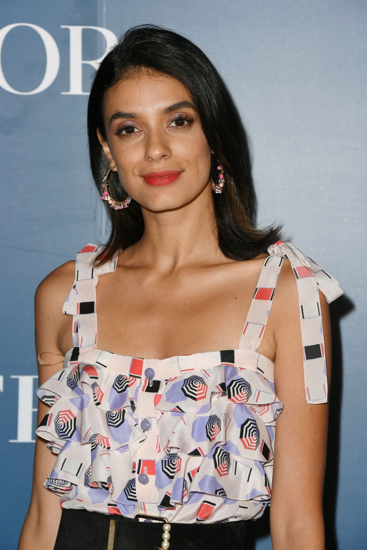 laysla-de-oliveira-the-hfpa-and-thr-party-in-toronto-09-07-2019-3.jpg