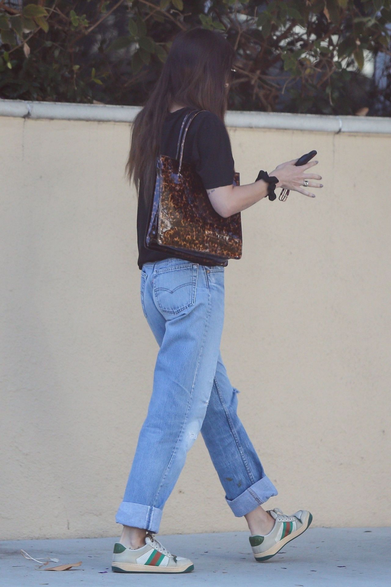 dakota-johnson-ouot-in-la-09-17-2019-4.jpg