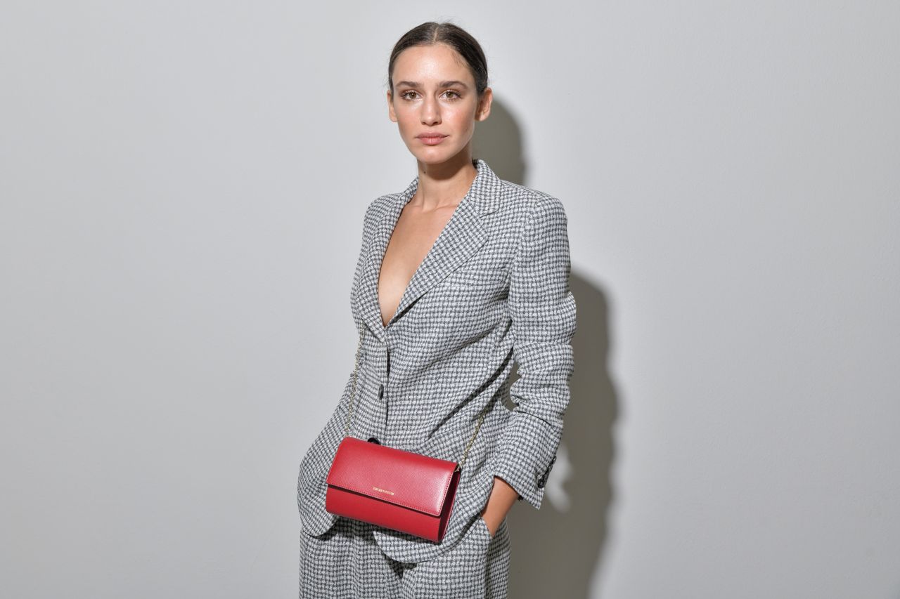 valentina-belle-emporio-armani-fashion-show-in-milan-09-19-2019-1.jpg