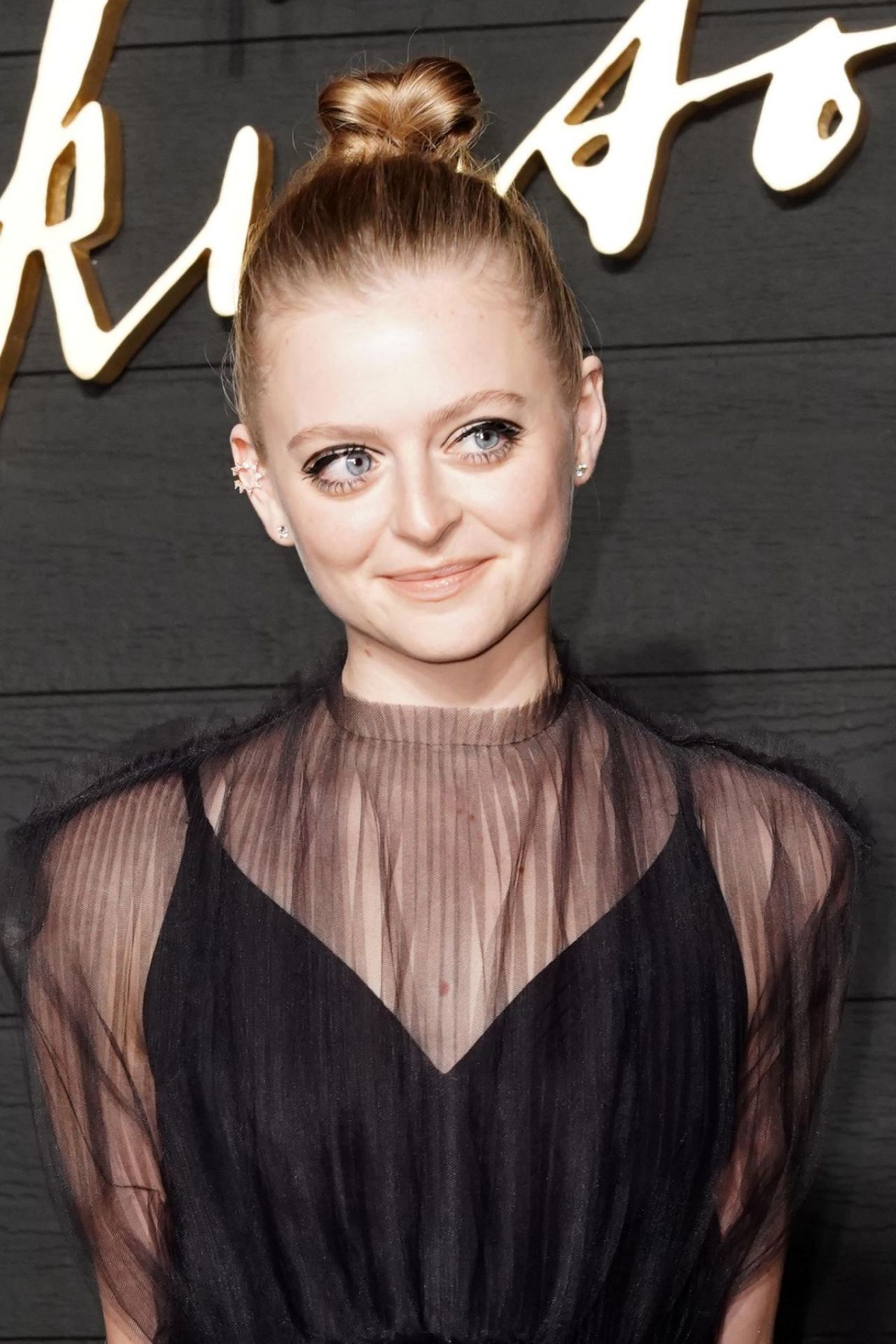 anna-baryshnikov-dickinson-premiere-in-new-york-2.jpg