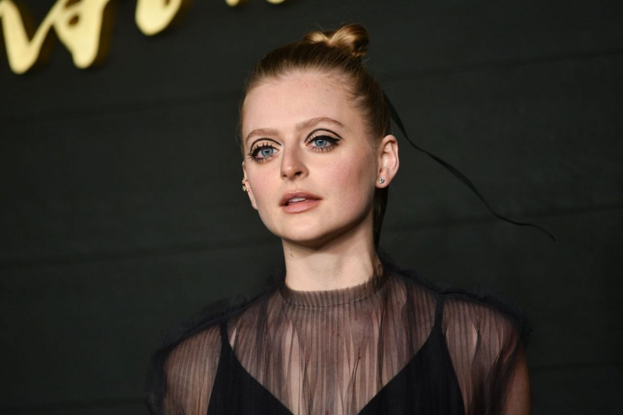 anna-baryshnikov-dickinson-premiere-in-new-york-4.jpg