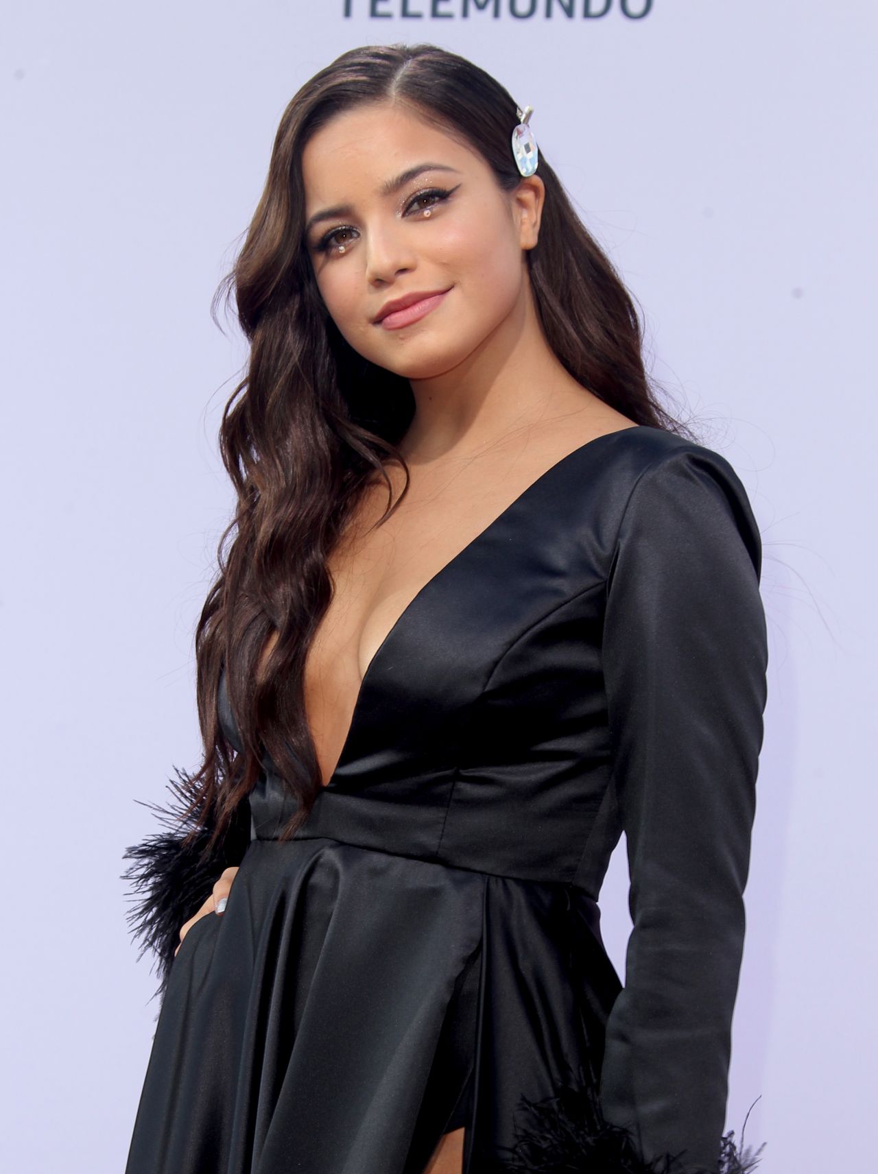 emilia-mernes-2019-latin-american-music-awards-in-hollywood-8.jpg