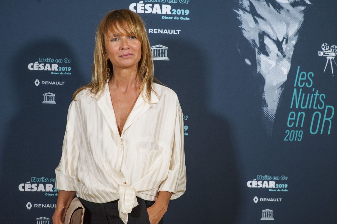 axelle-laffont-les-nuits-en-or-2019-photocall-at-unesco-in-paris-7.jpg
